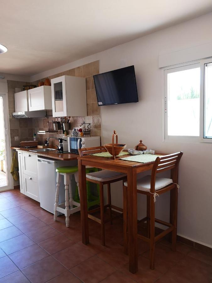 Casa Martinez Studios & Chambre D'Hotes A 3 Kms De Montserrat Valencia Montroy Exterior foto