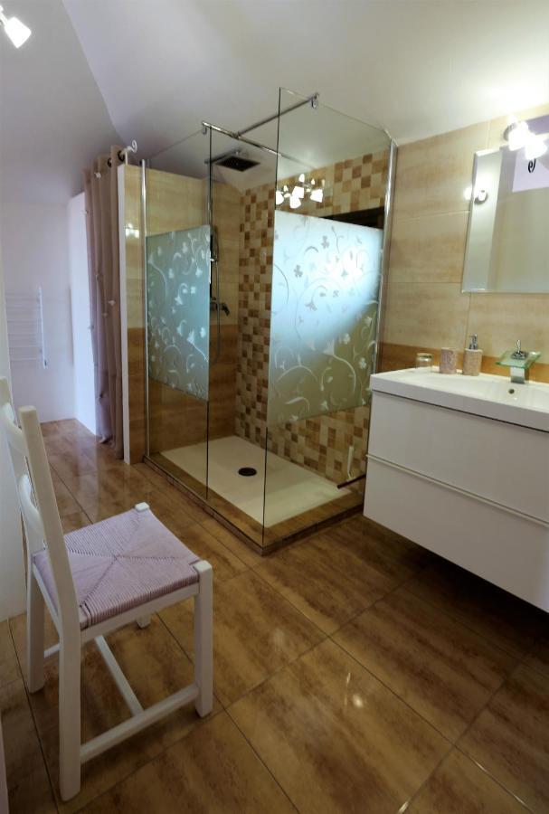 Casa Martinez Studios & Chambre D'Hotes A 3 Kms De Montserrat Valencia Montroy Exterior foto